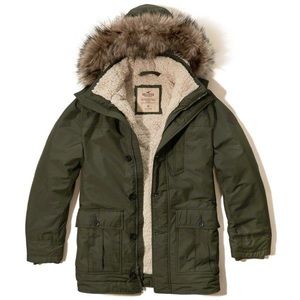 Hollister Men’s Coastal Trail Parka
